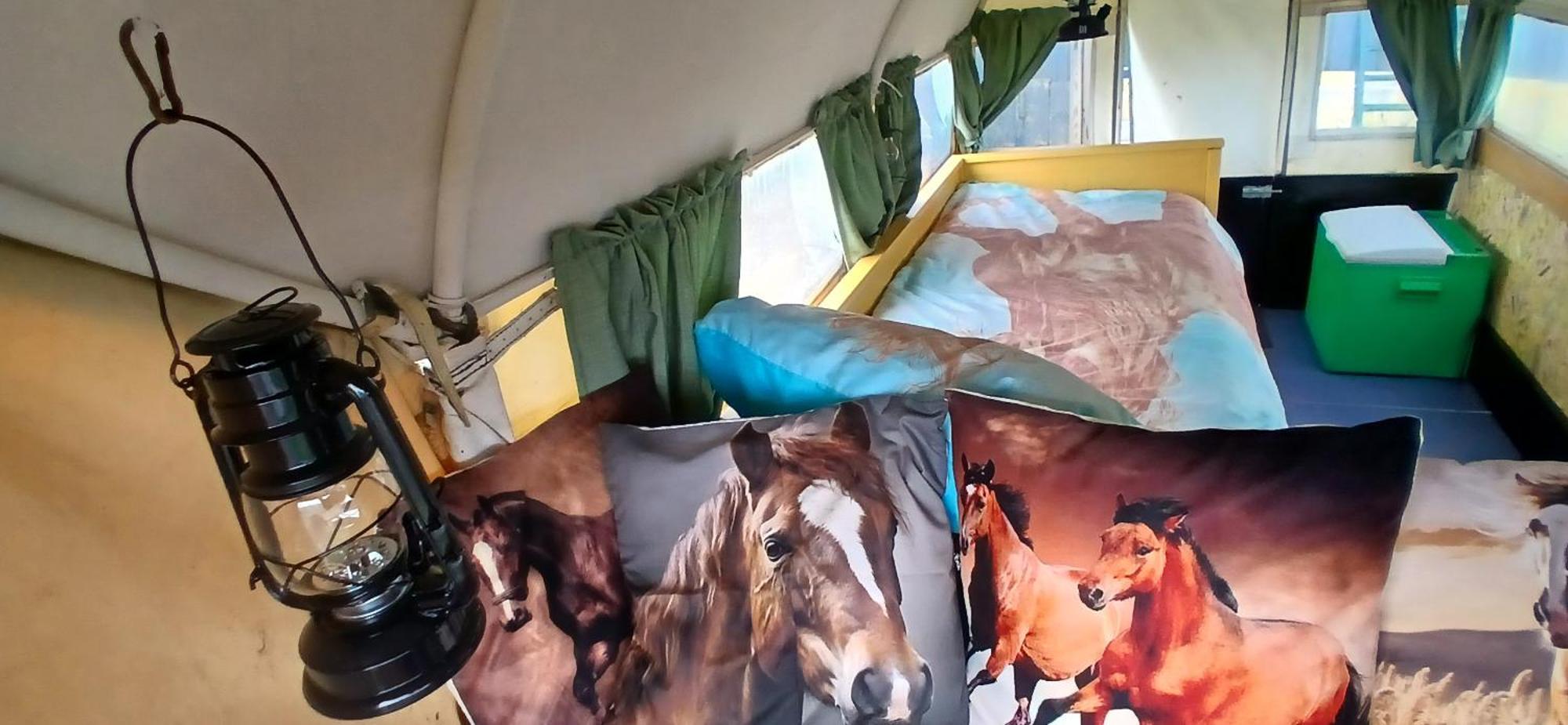 De Huifkar, Trekkershut Bij Sneek Hotel Hommerts Ngoại thất bức ảnh